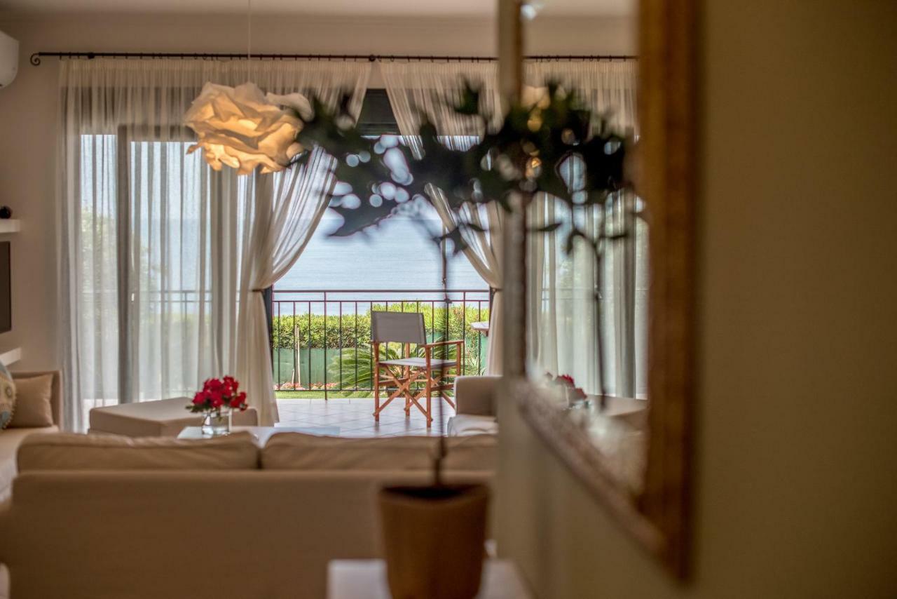 Oikia Eleanthi - Beachfront Garden Home! Mytikas  Zewnętrze zdjęcie
